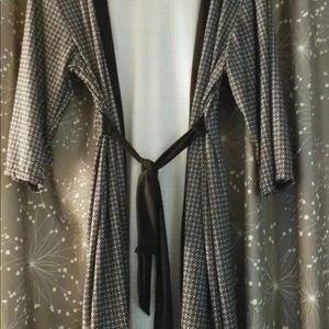 Marilyn Monroe intimates short robe (silk) feeling